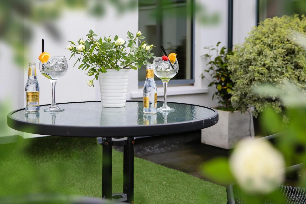 Hotel Gleesons Townhouse Booterstown à Dublin Extérieur photo